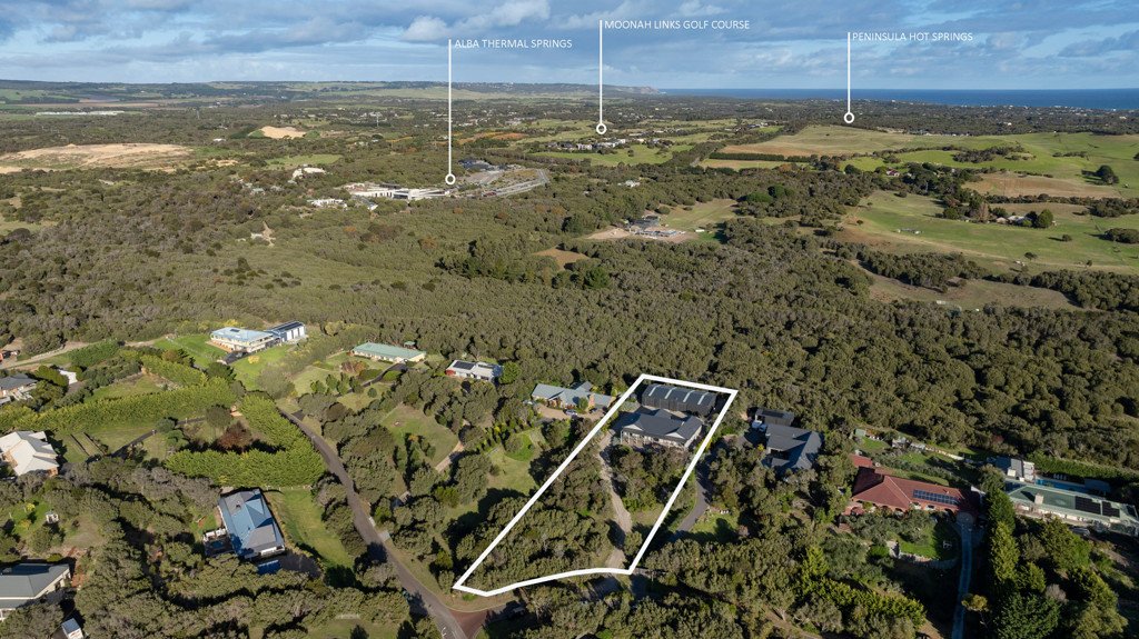 28 Alexandra Crescent RYE