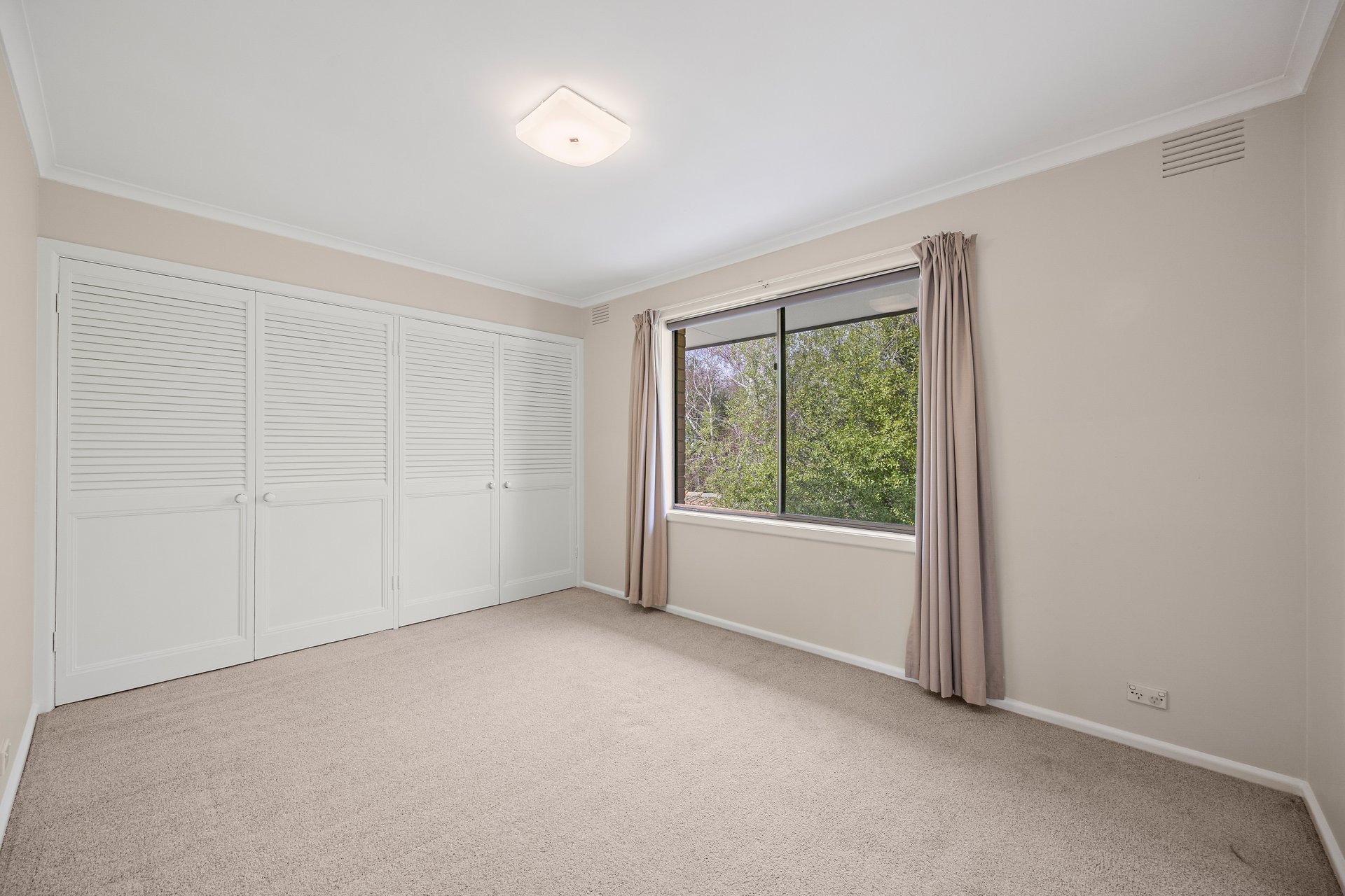 28 Alma Street, Malvern East image 5