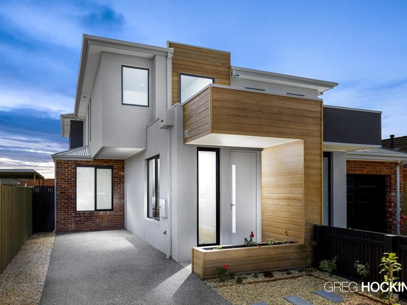 2/8 Angliss Street, Yarraville image 1