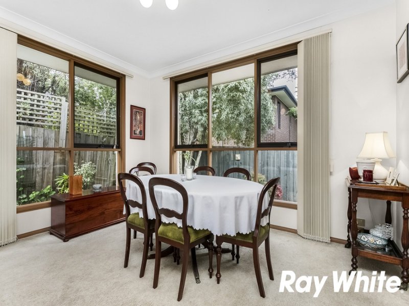 2/8 Angus Drive, Glen Waverley image 4