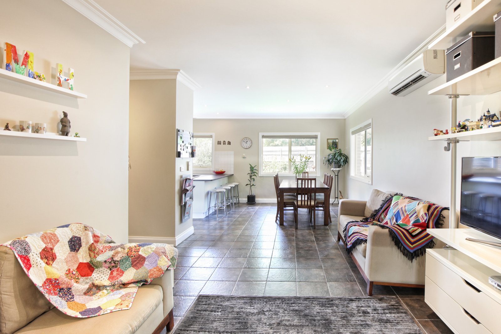 Property Gallery Thumbnail 3