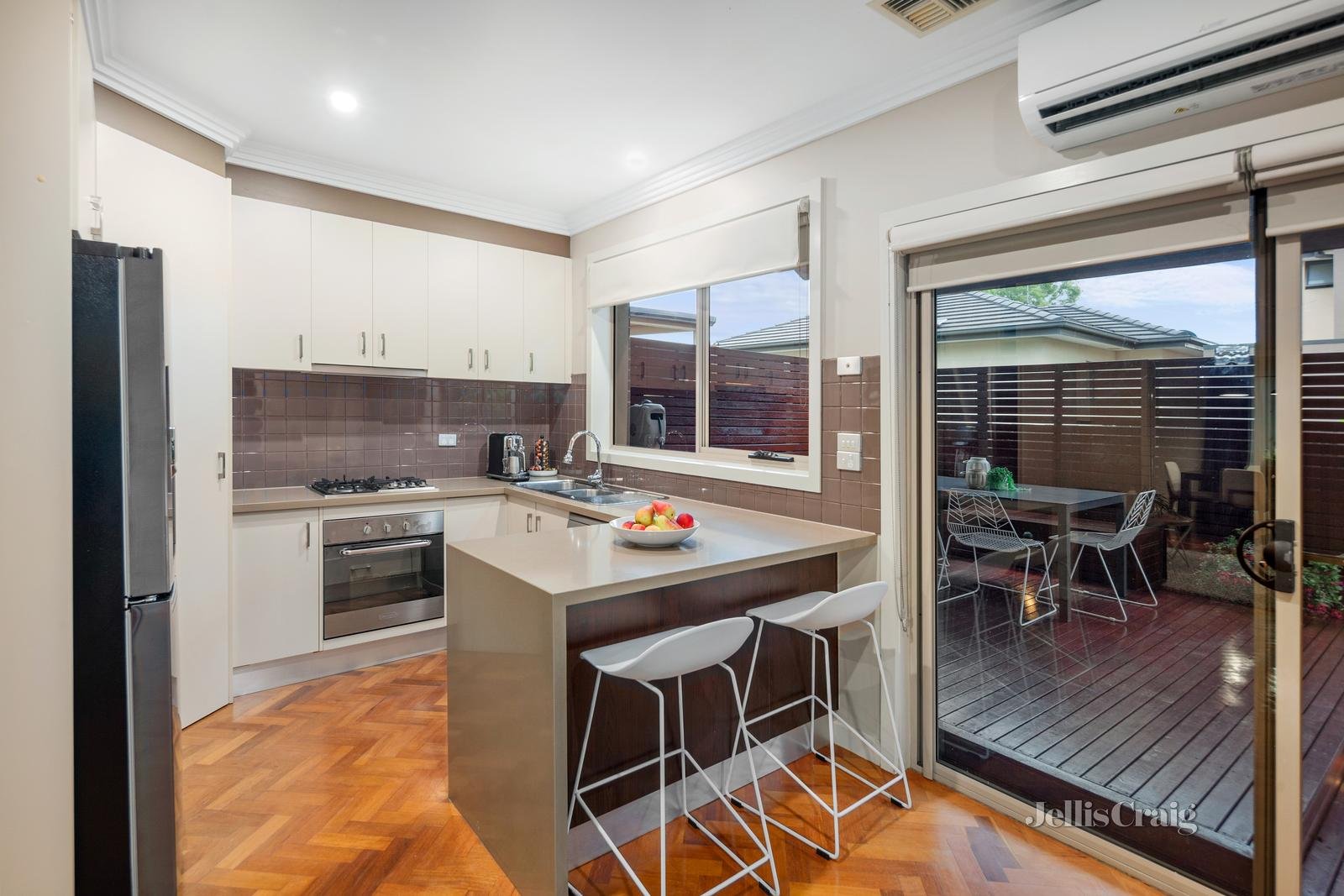 2/8 Ashford Street, Templestowe Lower image 6