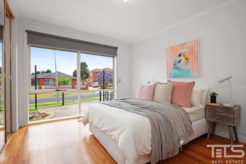 28 Ashleigh Crescent, Meadow Heights image 10