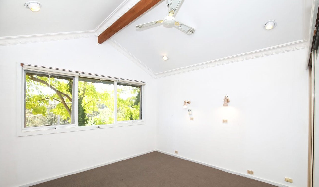 28 Avalon Street, Mooroolbark image 4