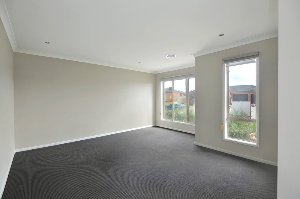 28 Barley Sheaf Drive, Miners Rest image 6