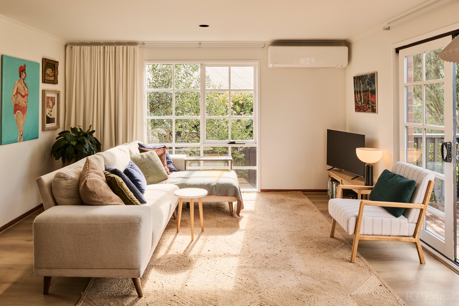 Property Gallery Thumbnail 8