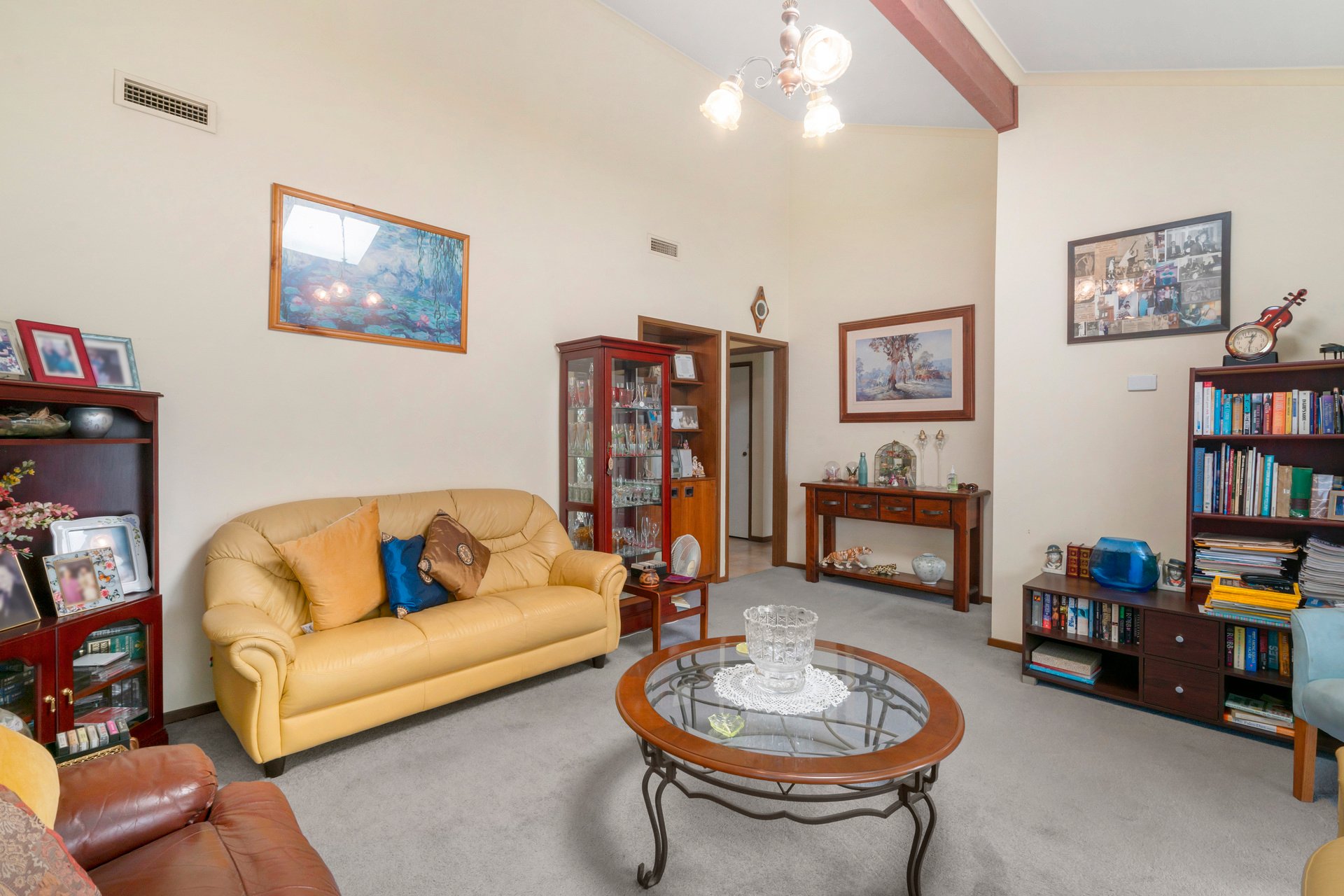 Property Gallery Thumbnail 3