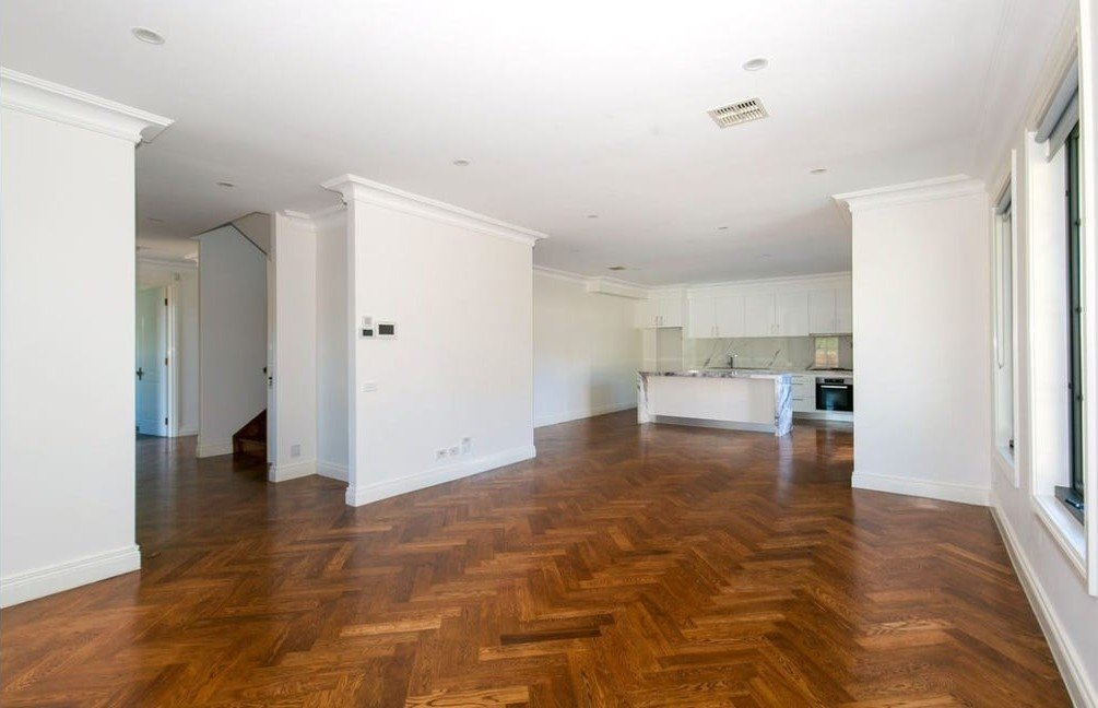 28 Belmont Road, Glen&nbsp;Waverley image 2