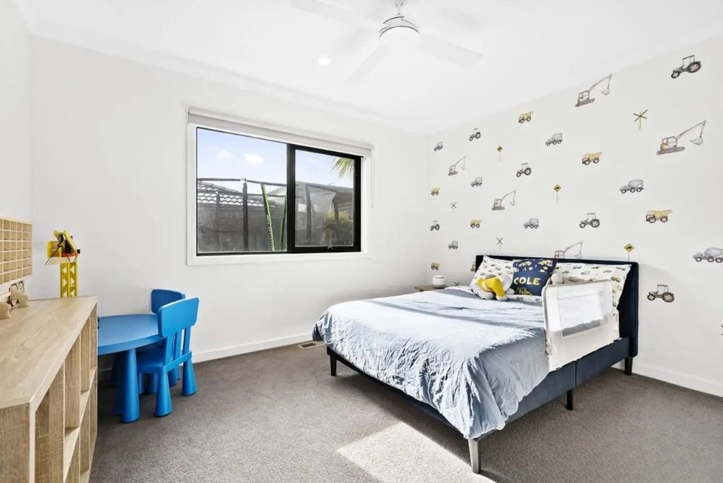 2/8 Bounty Court, Lilydale image 9