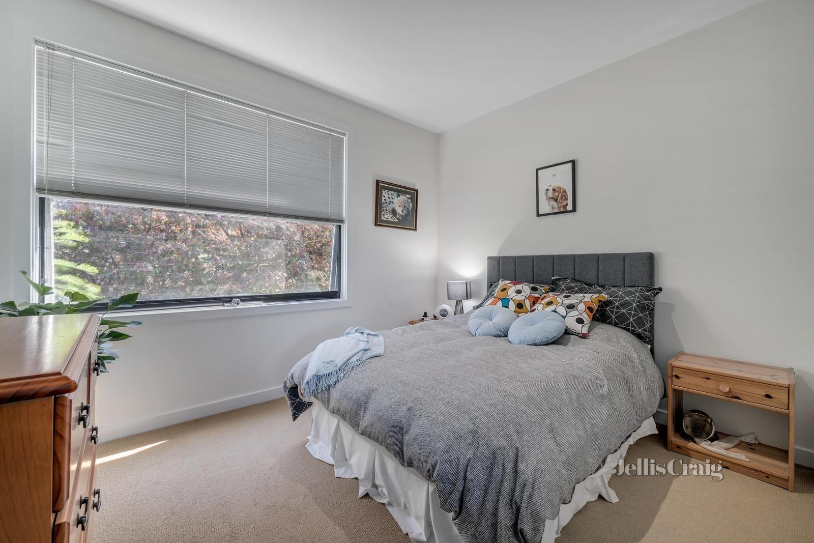 2/8 Brassey Avenue, Rosanna image 8