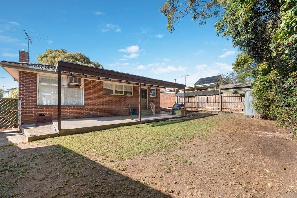 28 Brendale Avenue, Blackburn North image 5