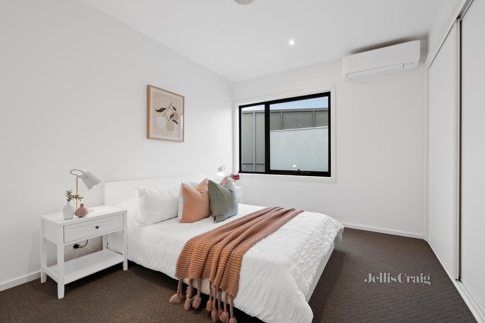 28 Burn Nar Look Drive, Burwood image 10