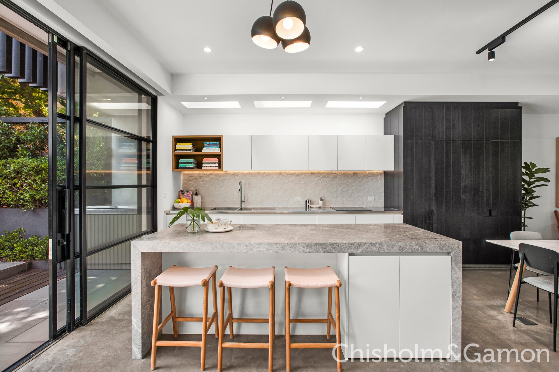28 Burns Street, Elwood image 25