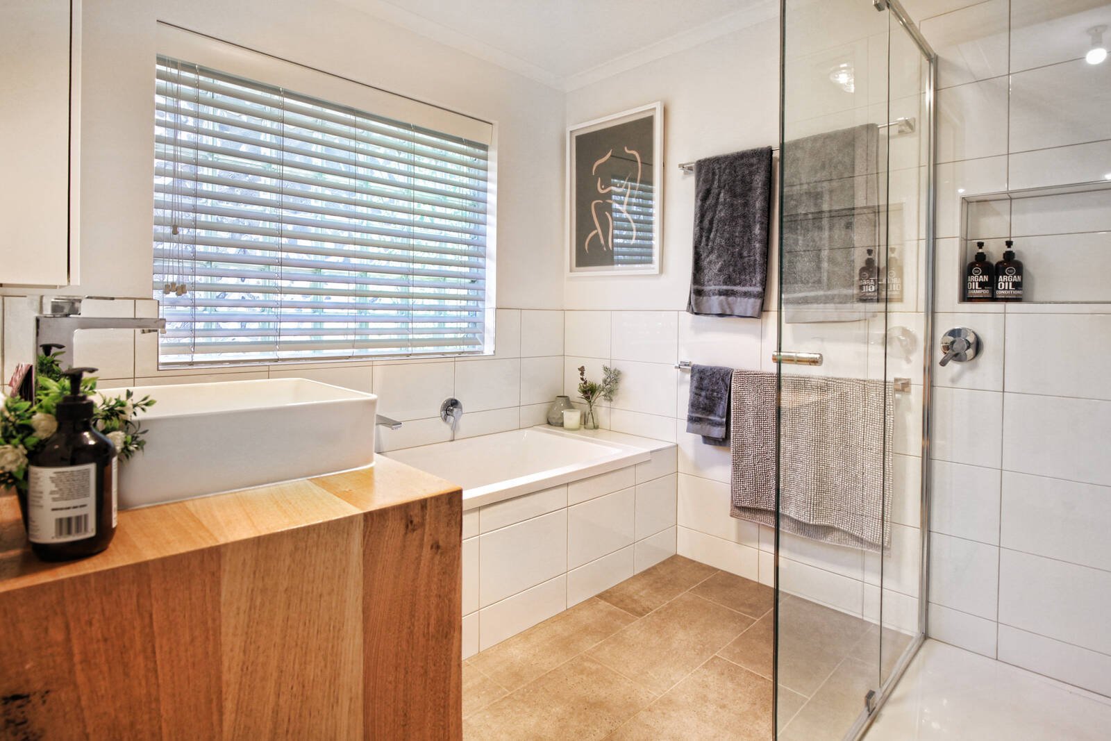 Property Gallery Thumbnail 10
