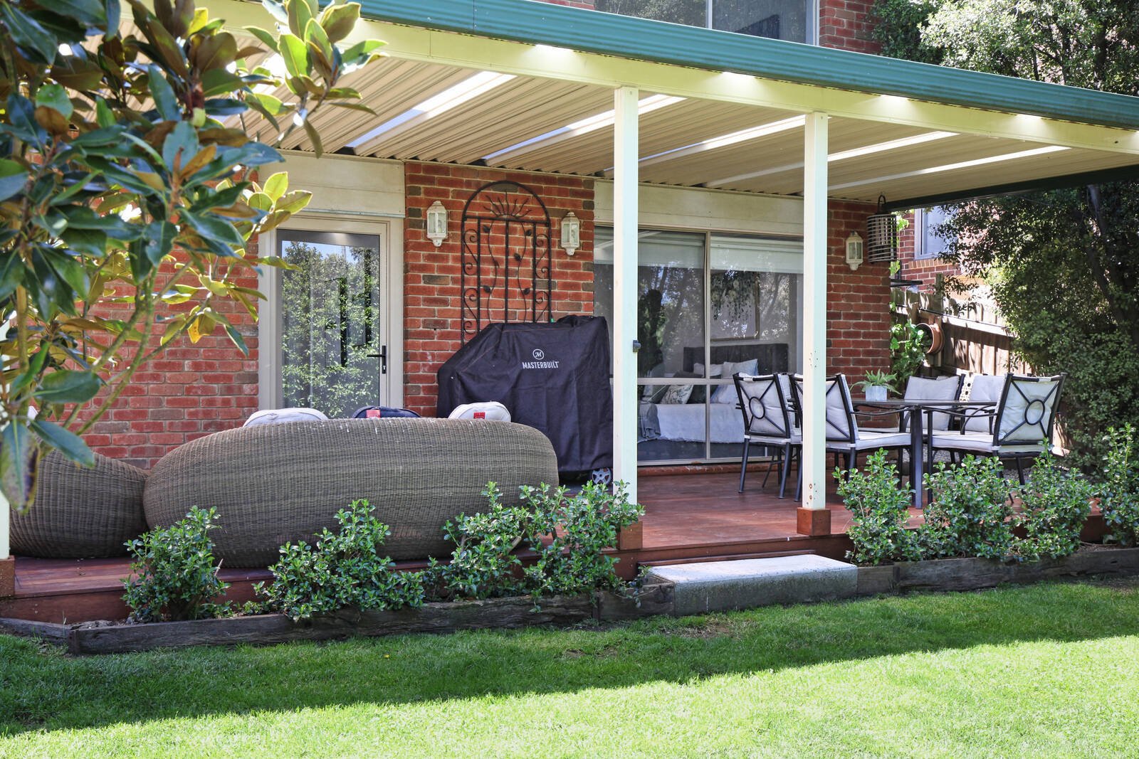 Property Gallery Thumbnail 12
