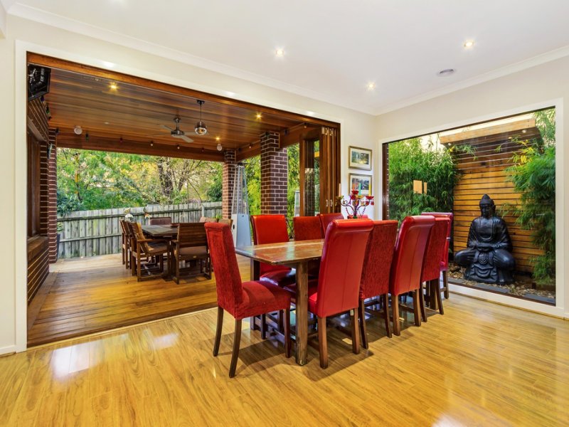 28 Cherry Orchard Rise, Box Hill North image 8