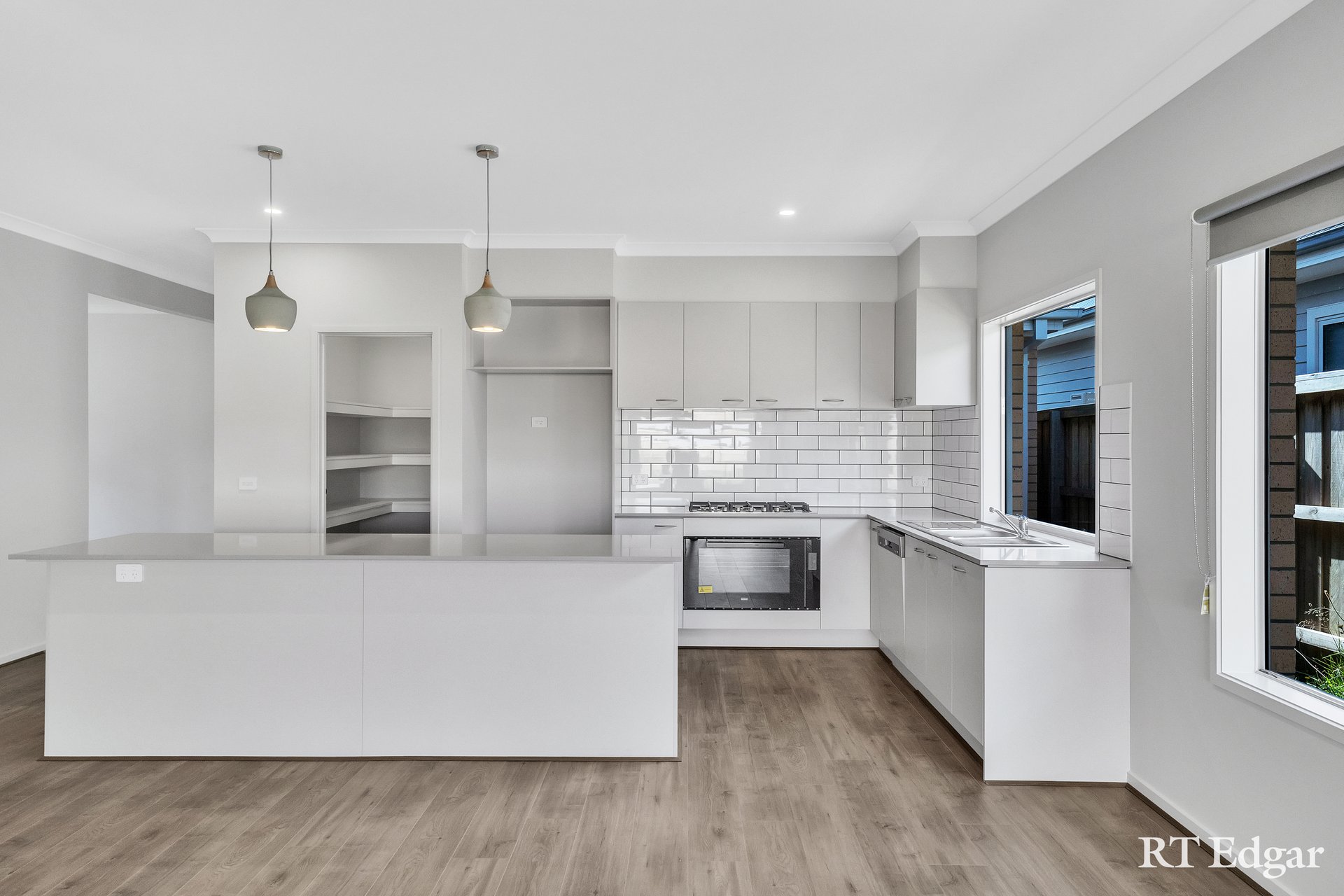 Property Gallery - Main Image