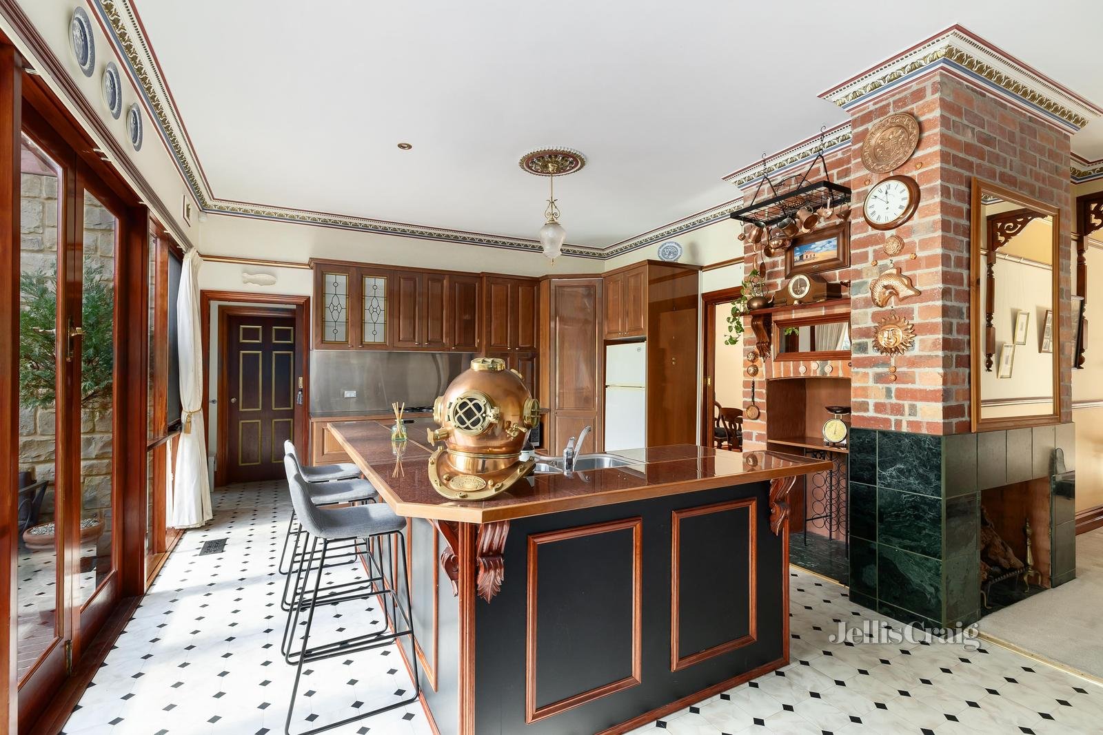 28 Cluden Street, Brighton East image 5