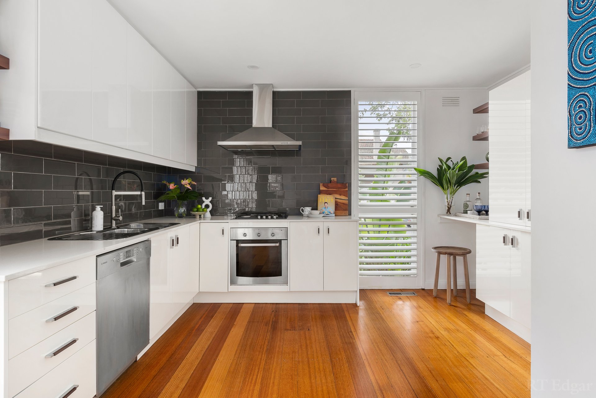 Property Gallery Thumbnail 5