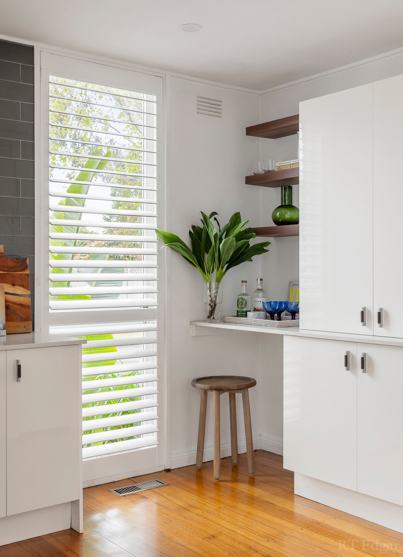 Property Gallery Thumbnail 6
