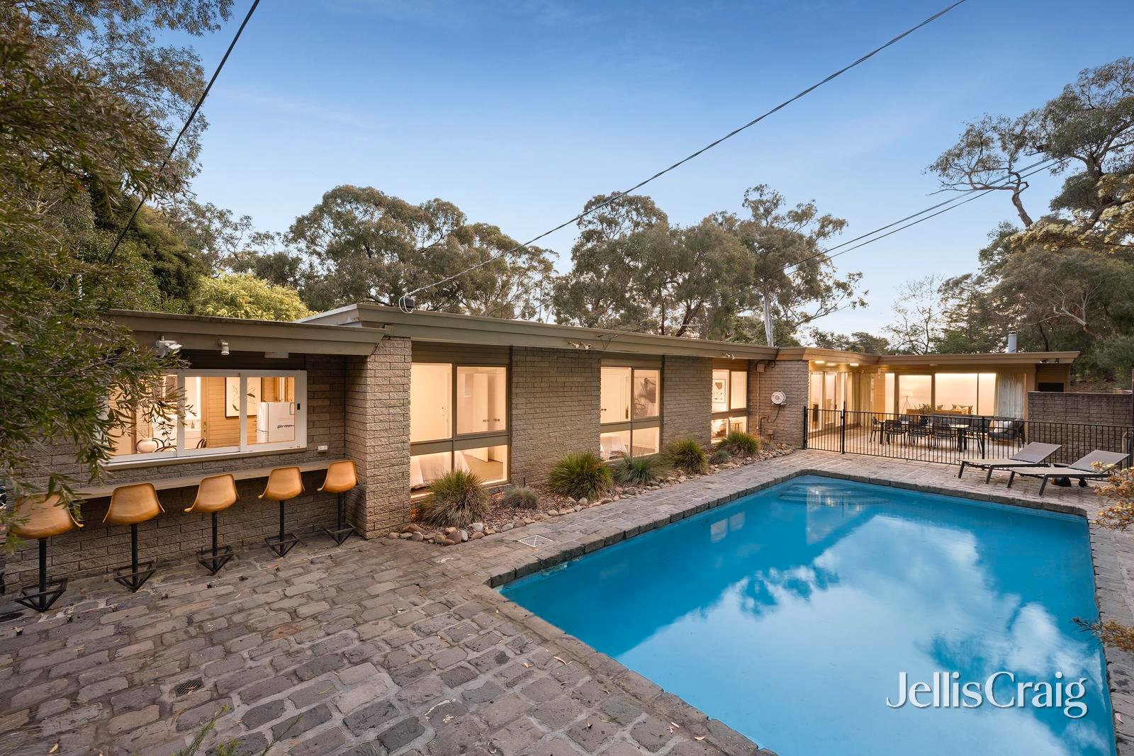 28 Craig Road, Donvale image 2
