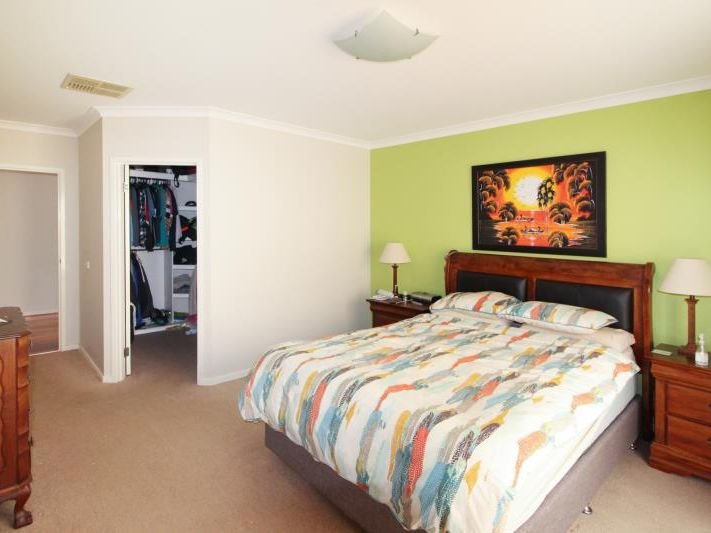 28 Curtain Drive, Leopold image 7