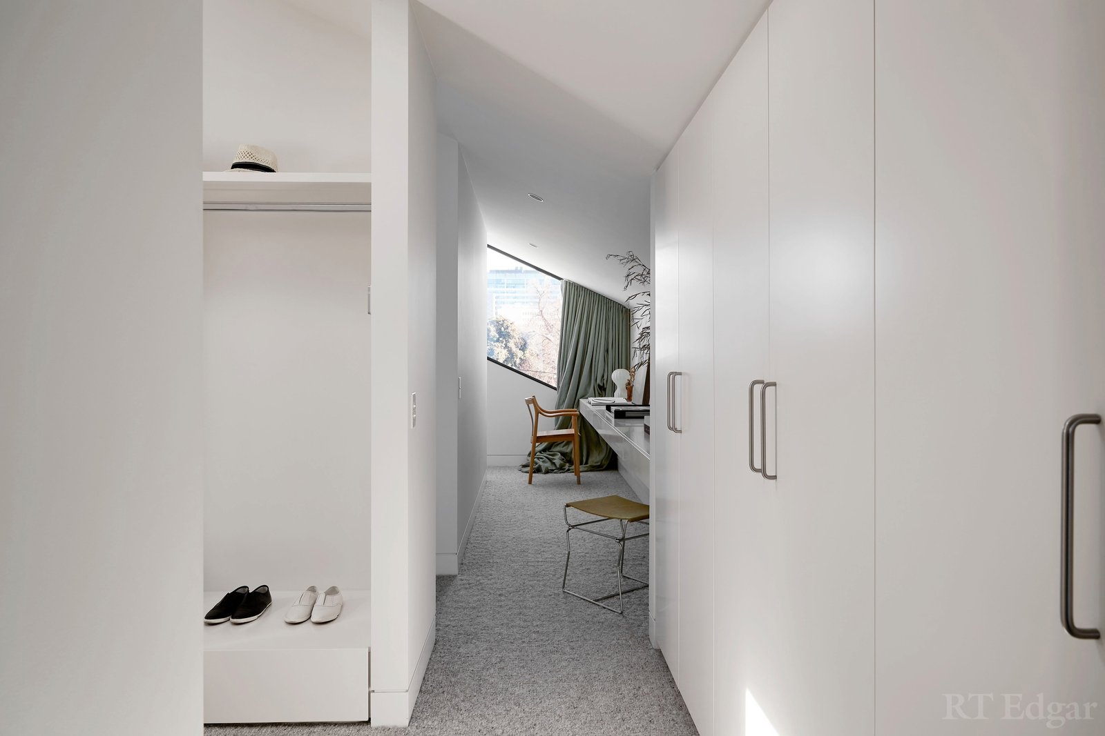Property Gallery Thumbnail 13