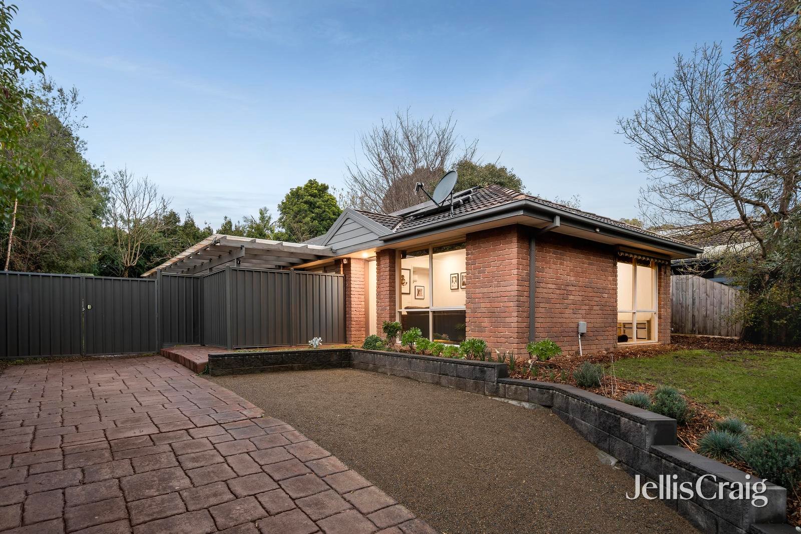 28 Day Crescent, Bayswater&nbsp;North image 1