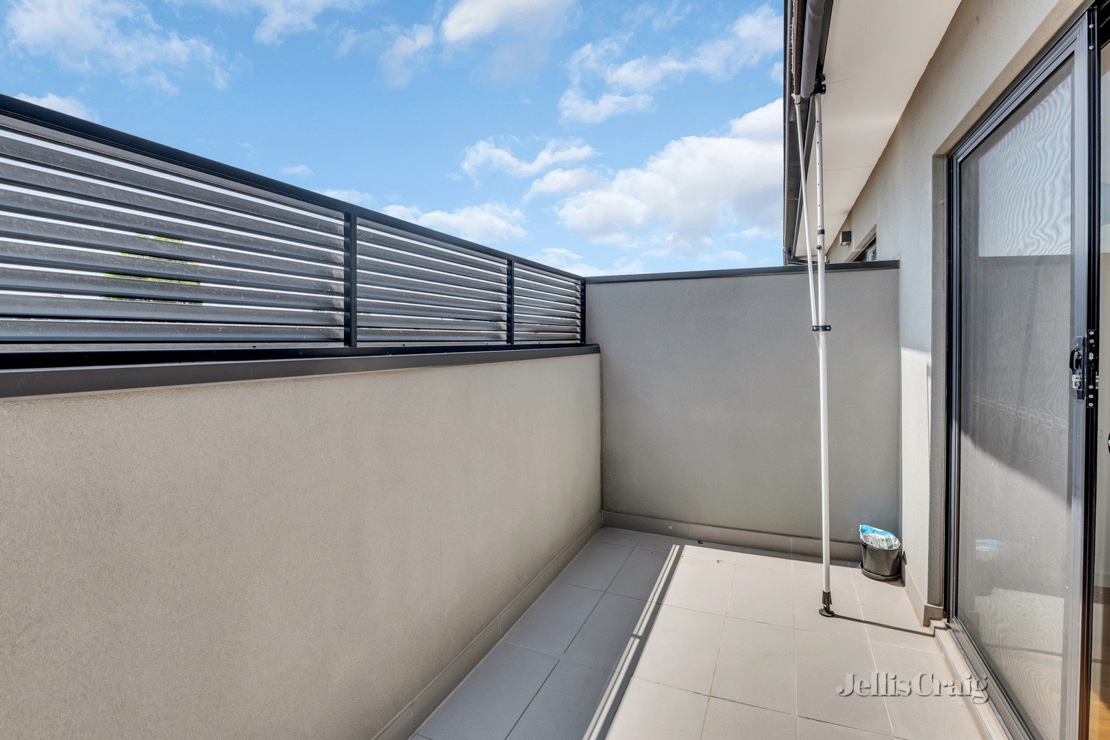 2/8 De Carle Street, Brunswick image 12