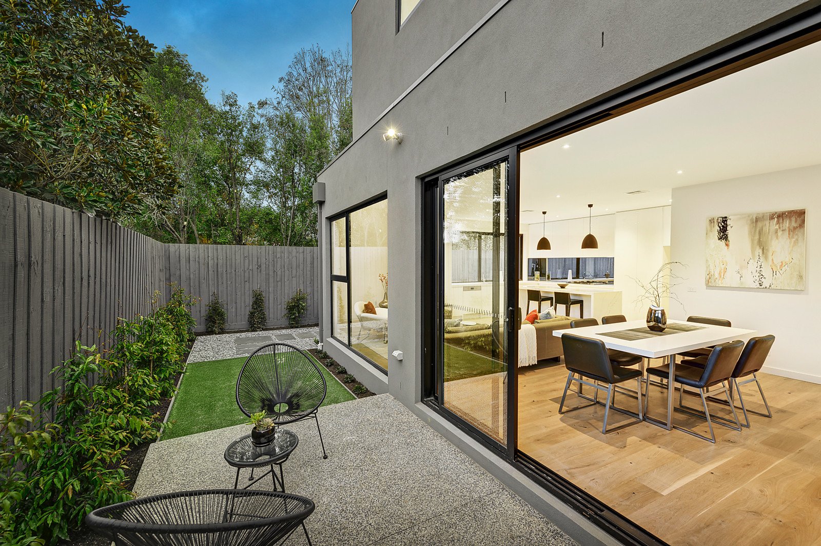 2/8 Deborah Avenue, Bentleigh East image 9