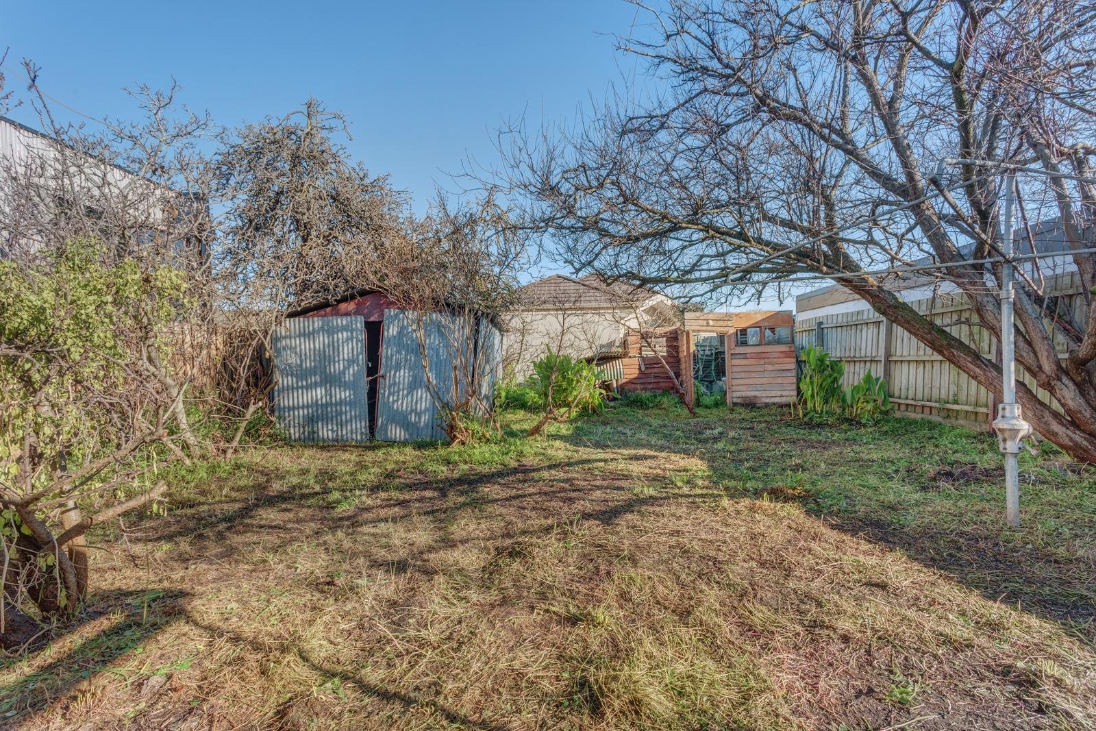 28 Derby Crescent, Caulfield East image 4