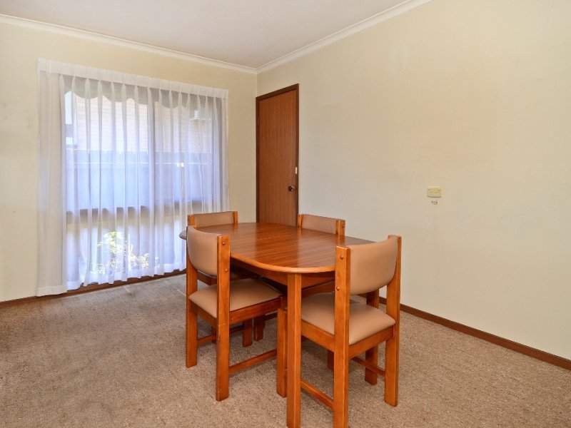 28 Drysdale Avenue, Hamlyn Heights image 4
