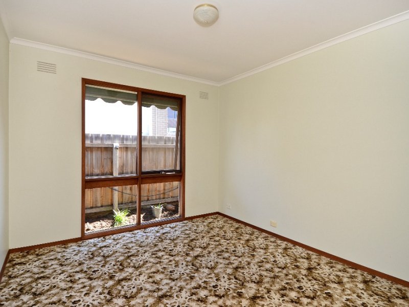 28 Drysdale Avenue, Hamlyn Heights image 5