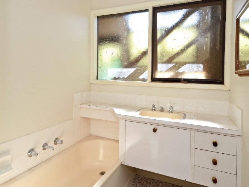 28 Drysdale Avenue, Hamlyn Heights image 6