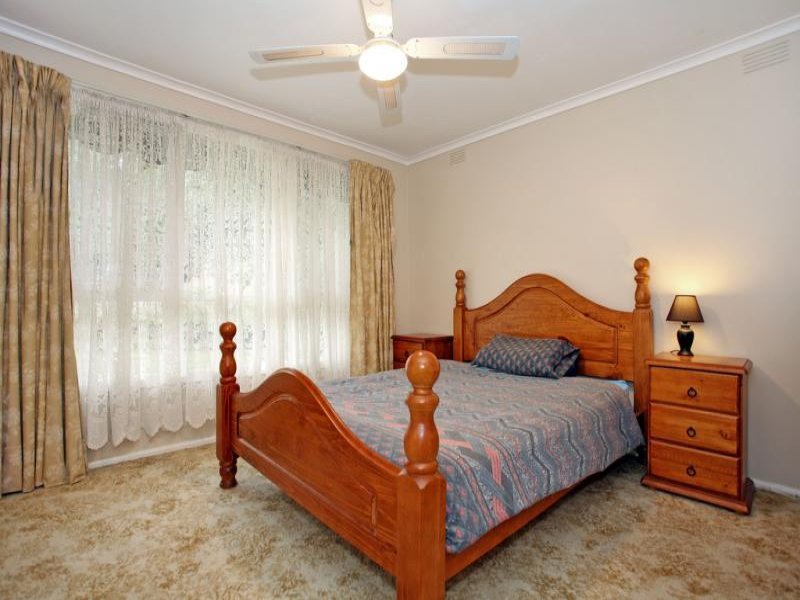 28 Eden Avenue, Heathmont image 5