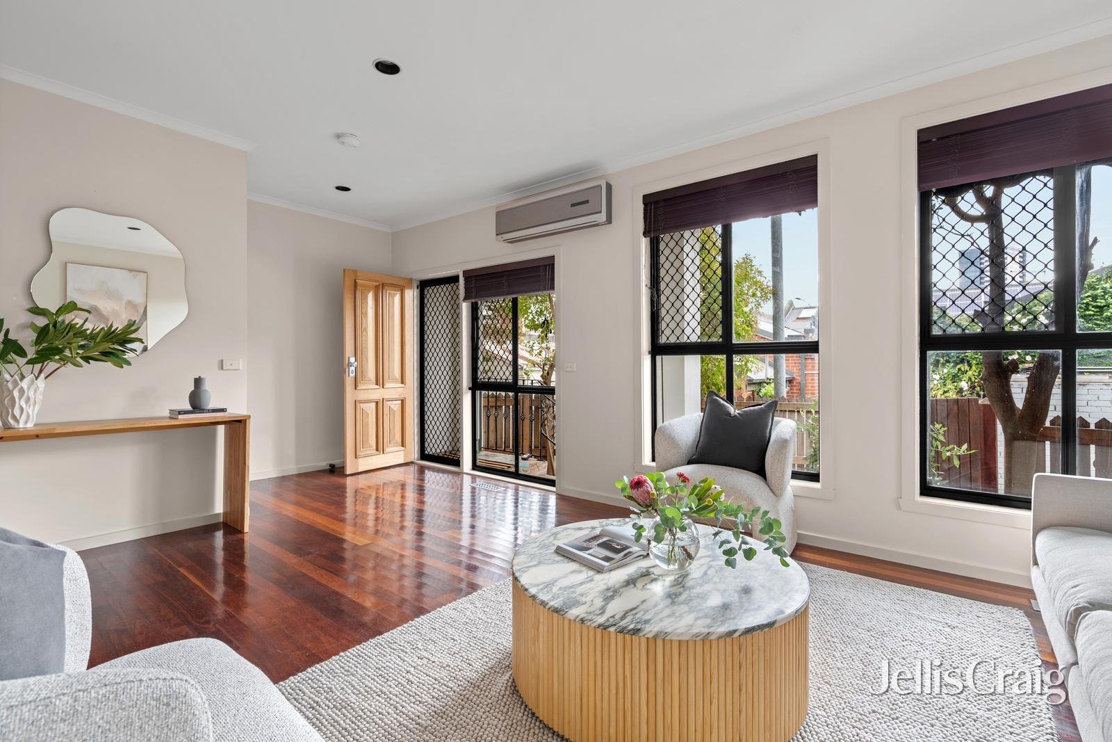 28 Emu Lane, Parkville image 1