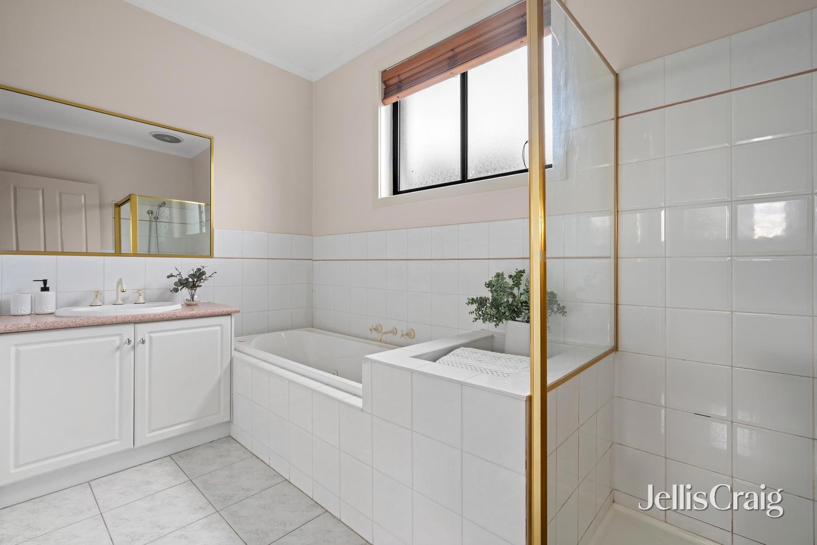 28 Emu Lane, Parkville image 9