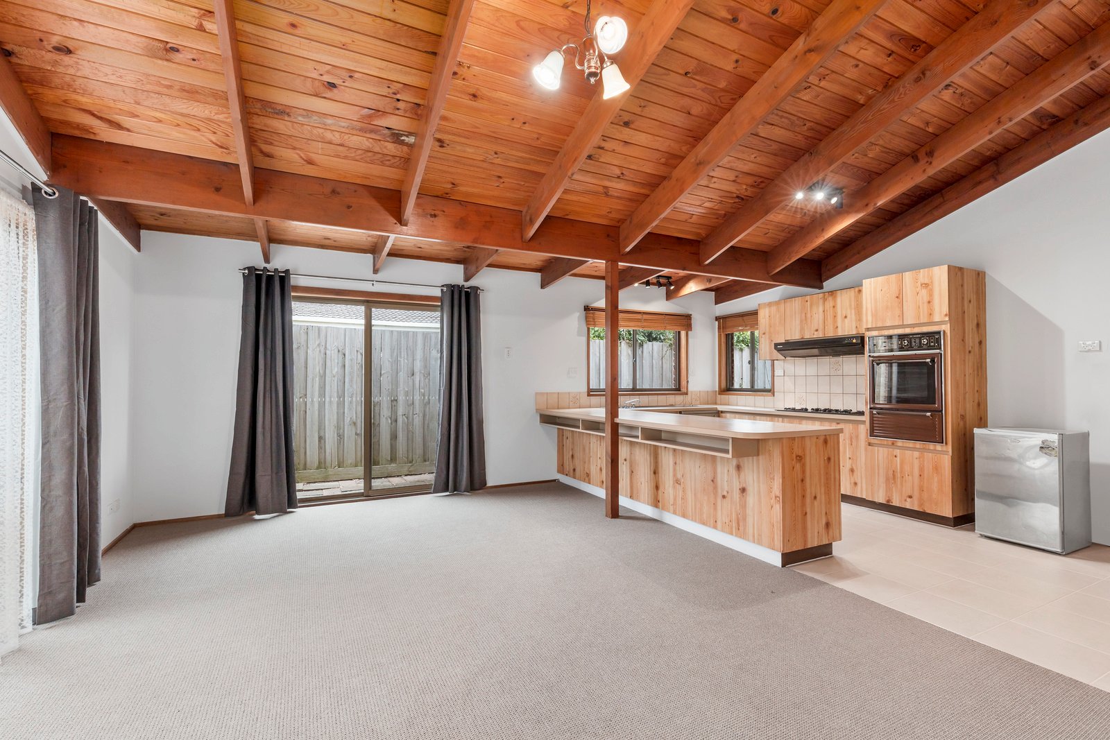 Property Gallery Thumbnail 3