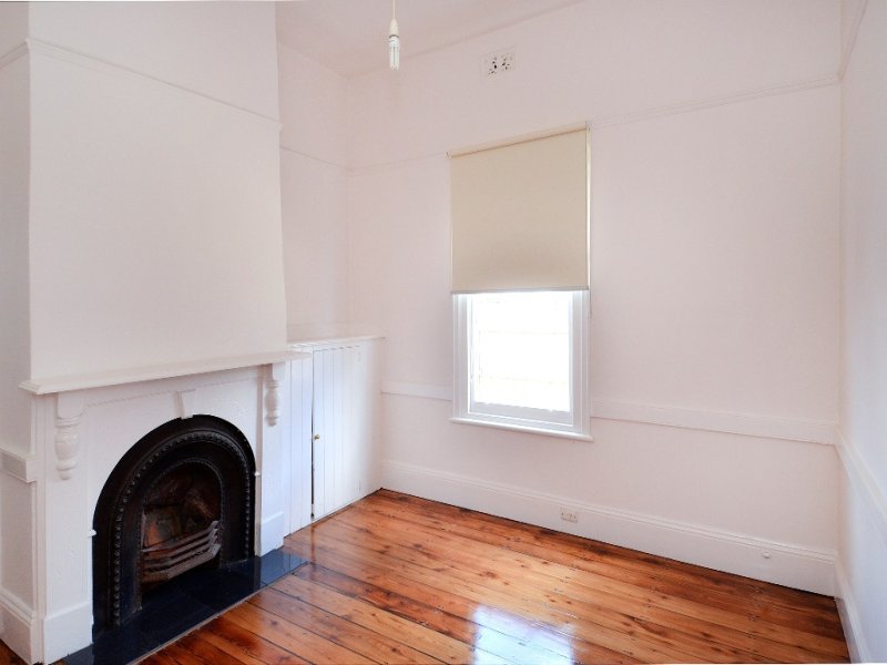 28 Evans Street, Belmont image 3