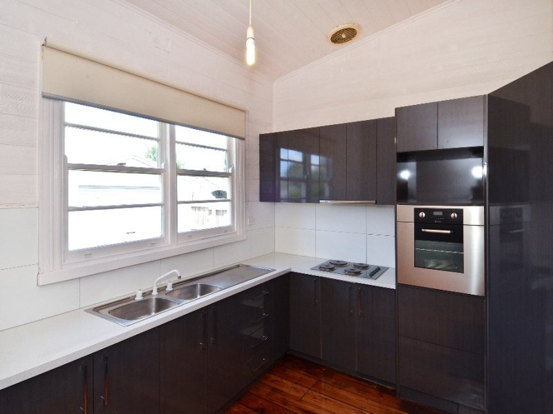 28 Evans Street, Belmont image 5