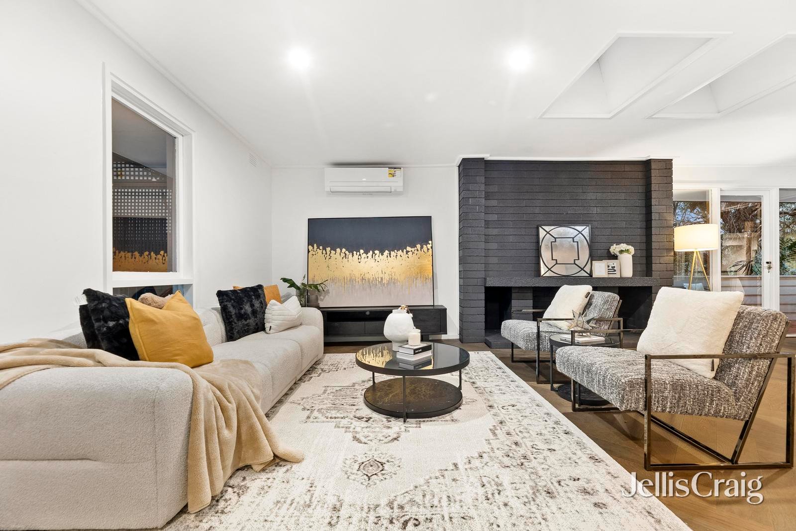 28 Falconer Street, Glen&nbsp;Waverley image 2