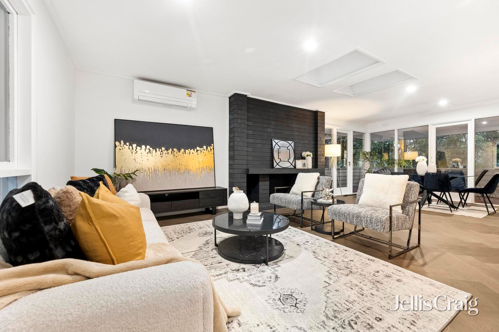 28 Falconer Street, Glen&nbsp;Waverley image 3