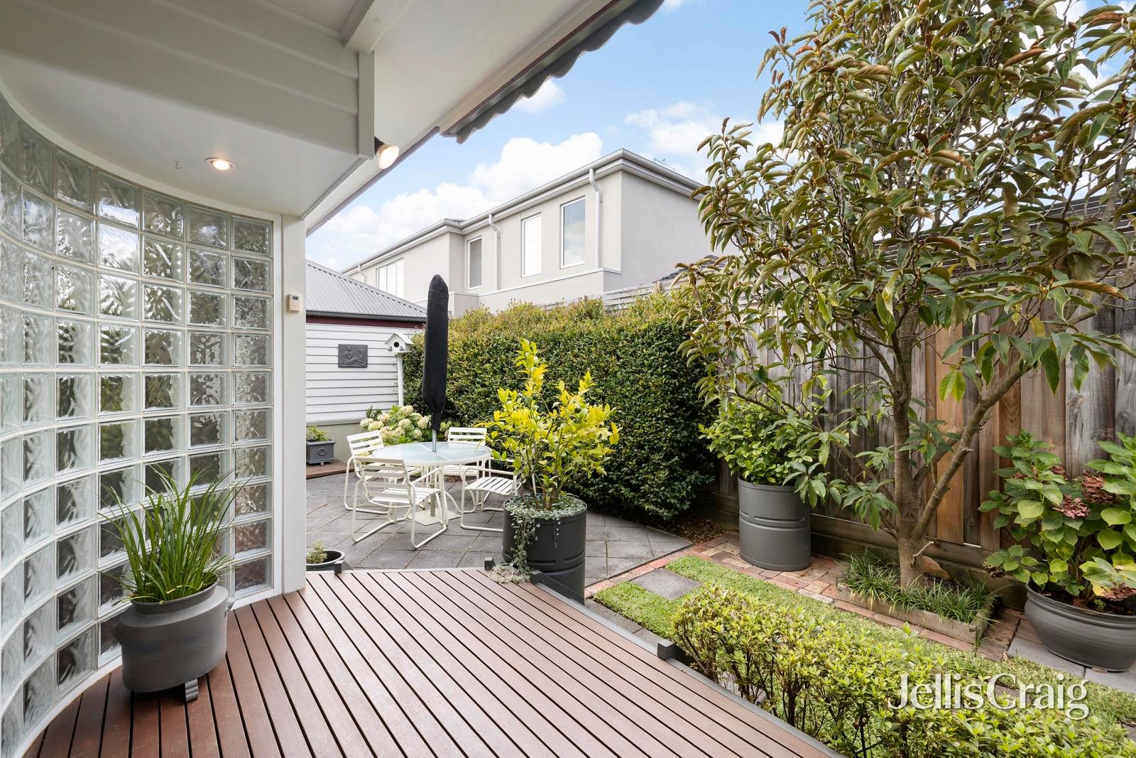 2/8 Fir Street, Blackburn image 13