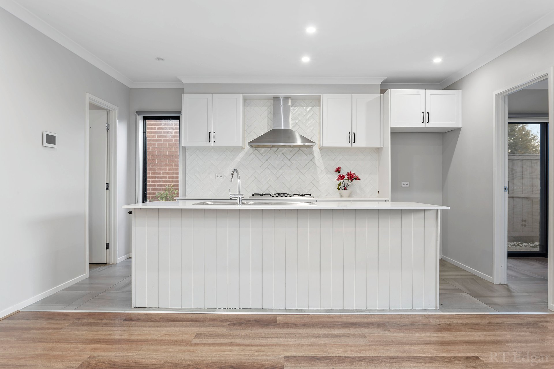 Property Gallery Thumbnail 2