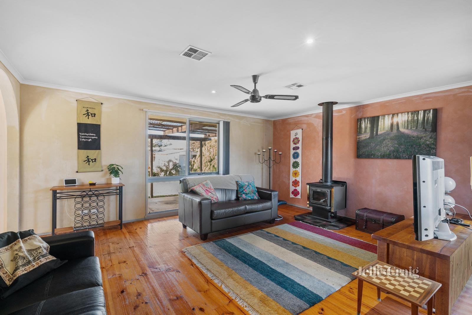 28 Franleigh Drive, Narre Warren image 2