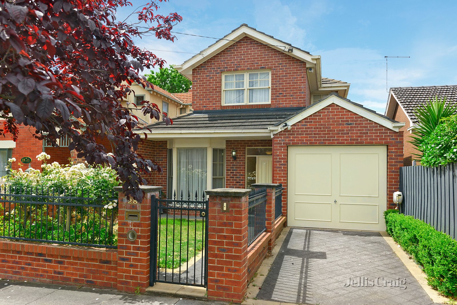 28 Goe Street, Caulfield South image 1