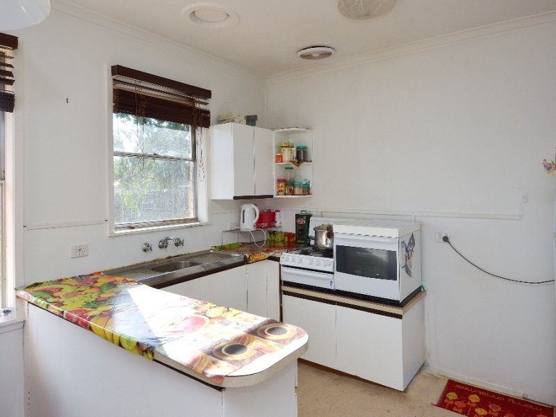 28 Goldsworthy Road, Corio image 2