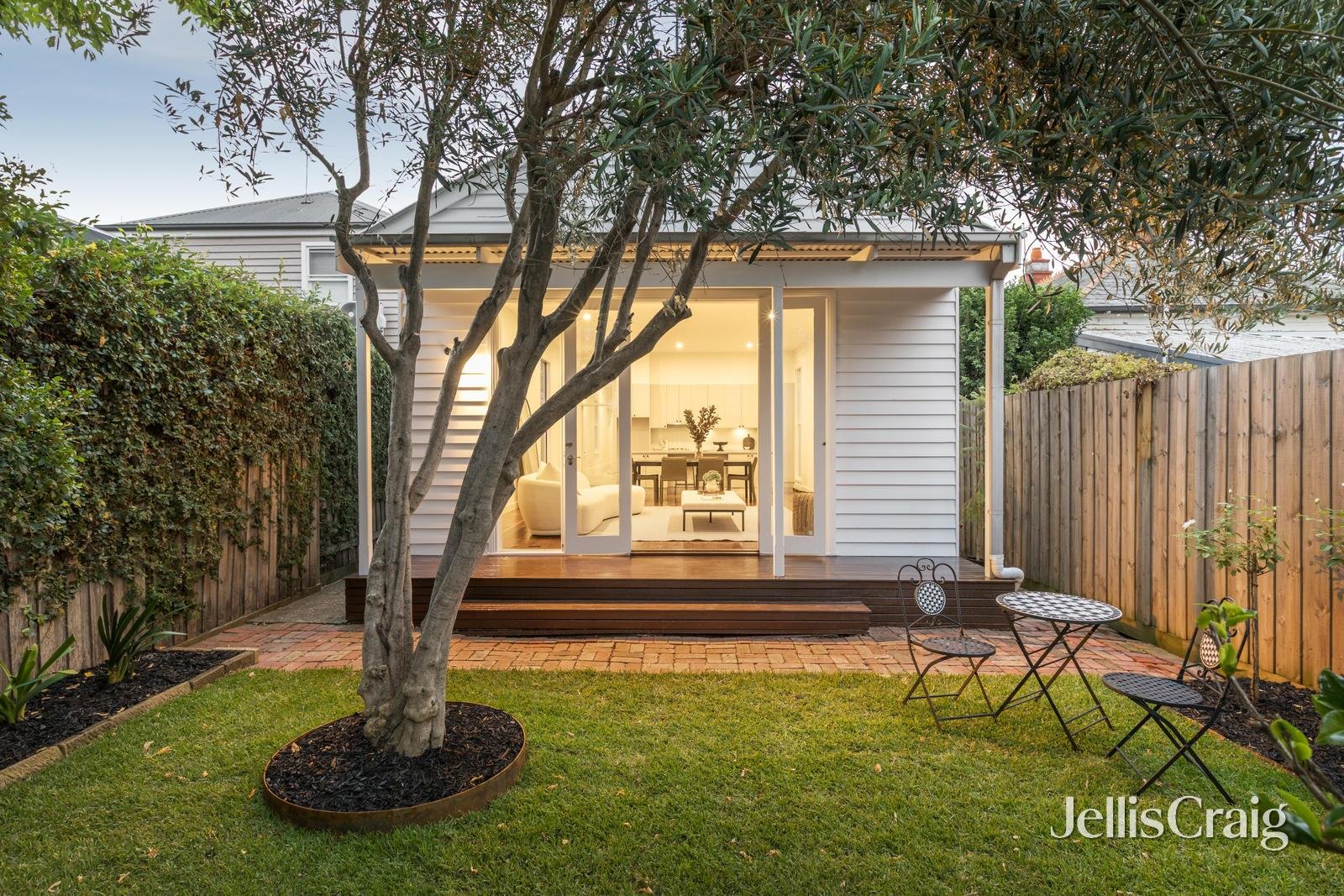 28 Grace Street, Malvern image 8