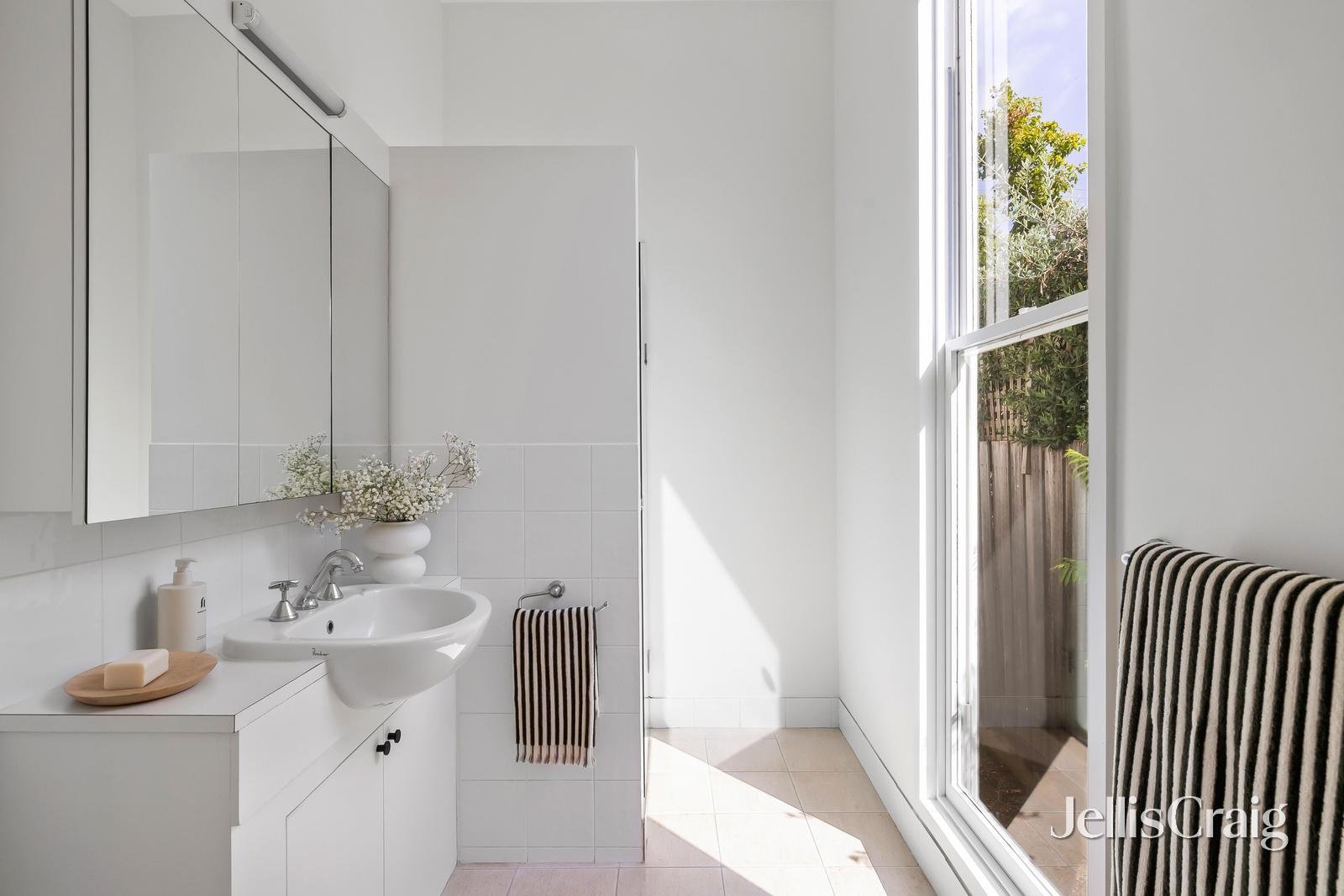 28 Grace Street, Malvern image 10