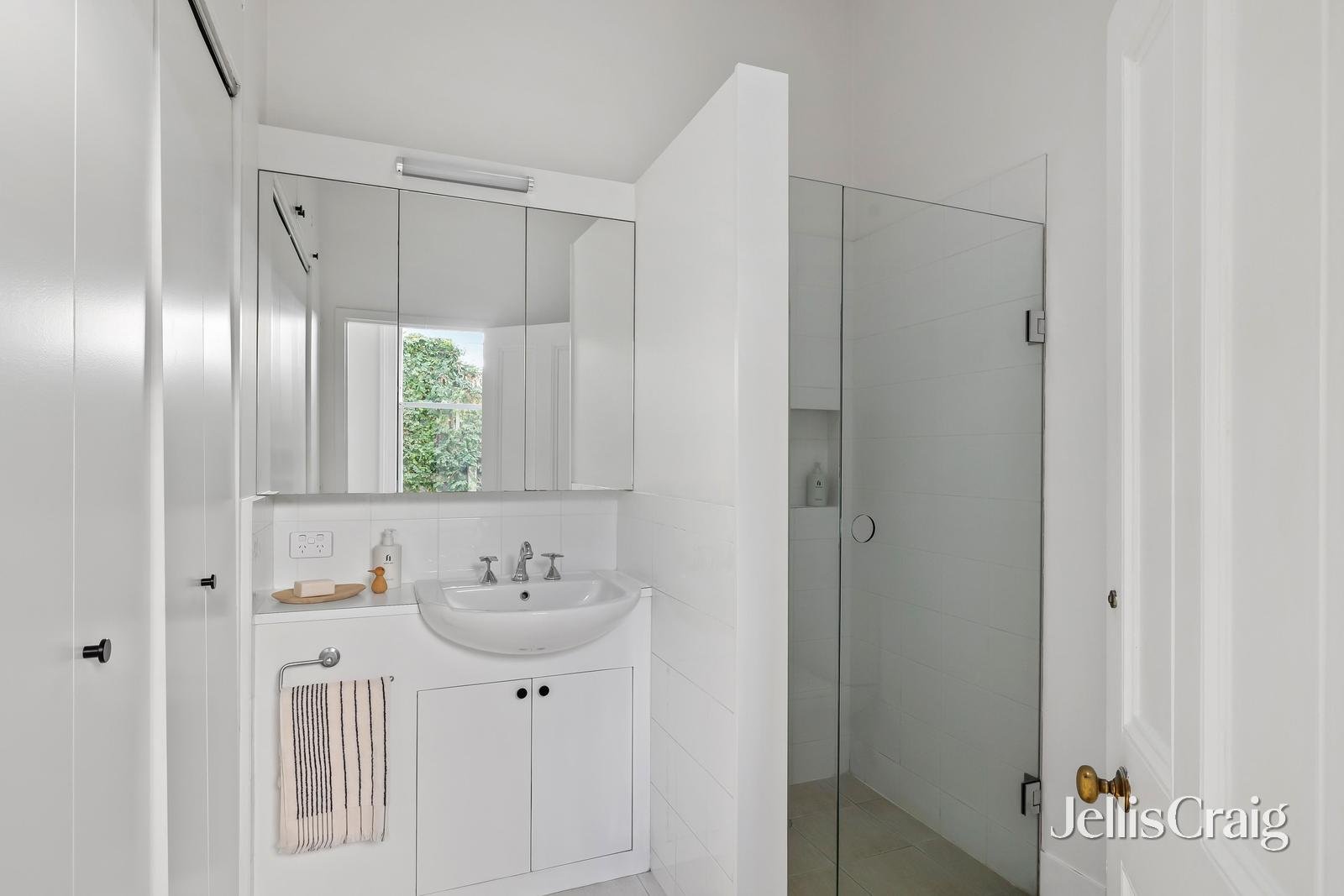 28 Grace Street, Malvern image 12